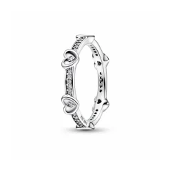Anillo Corazones Radiantes Brillantes