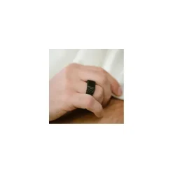 Anillo Hudson con piedras preciosas negras y ónix - R-HUD02