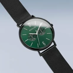 Bering Classic Esfera Verde Negro Mate