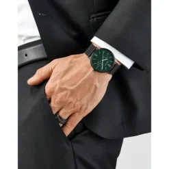 Bering Classic Esfera Verde Negro Mate