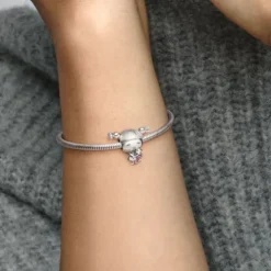 Charm Pandora Niña Coletas