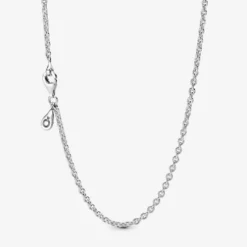 Collar de plata de ley