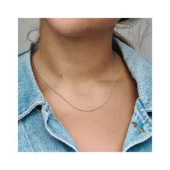 Collar de plata de ley