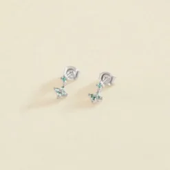 Pendientes cortos BELOVED AGATHA PARIS