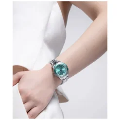 RELOJ CAJA DE ACERO CON BISEL DE ALUMINIO EN COLOR VERDE, 10 ATM, BRAZALETE DE ACERO, MOVIMIENTO CUARZO